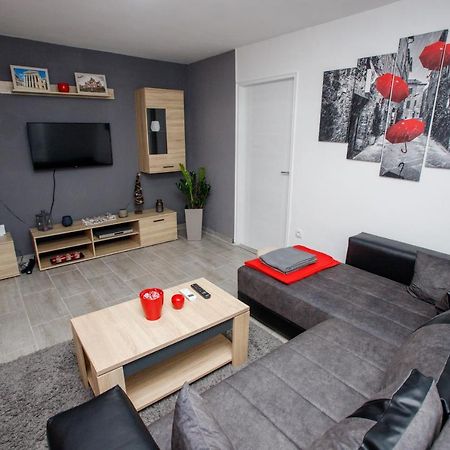 7 Days Premium Apartment Subotica Eksteriør billede