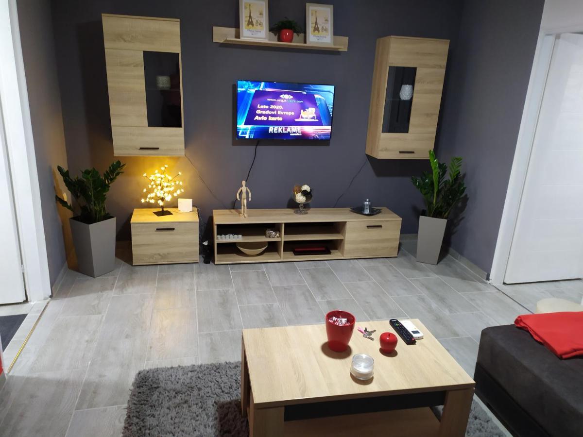 7 Days Premium Apartment Subotica Eksteriør billede